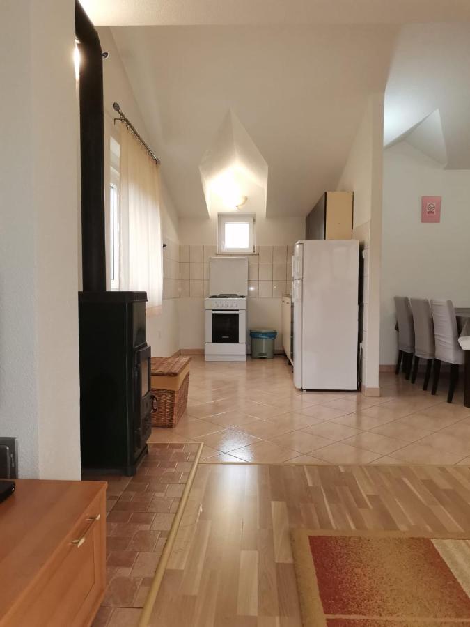Trilj Apartman Jurika Екстериор снимка