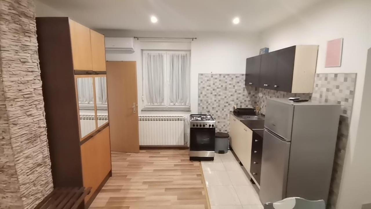 Trilj Apartman Jurika Екстериор снимка