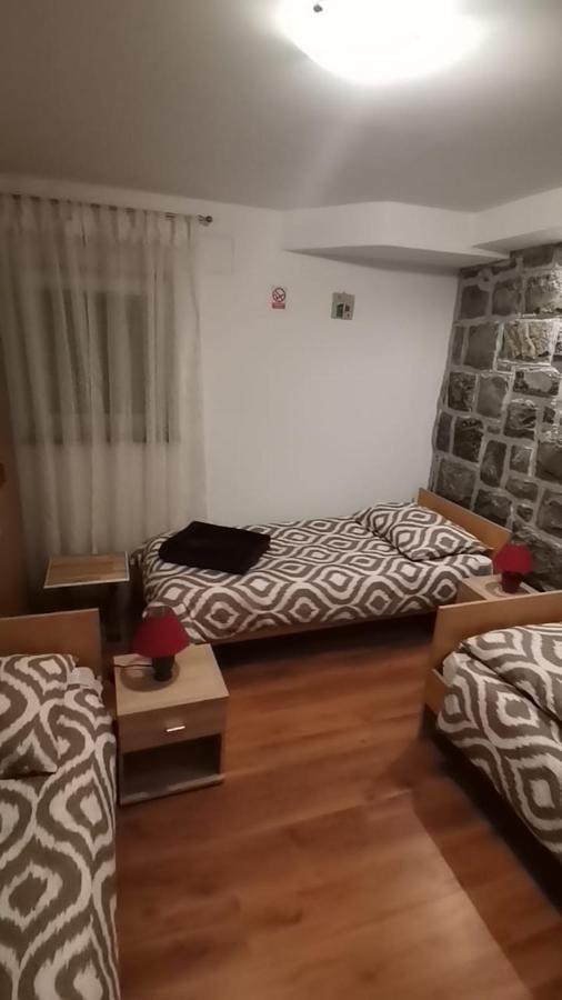 Trilj Apartman Jurika Екстериор снимка